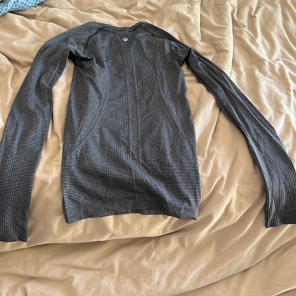 Lululemon swiftly long sleeve - Picture 3 of 4